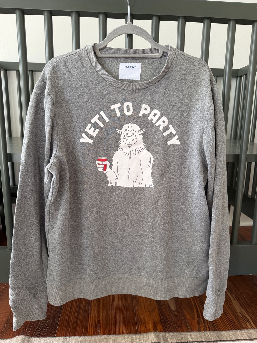 Old Navy Gray Crewneck Sweatshirt with Yeti Graphic